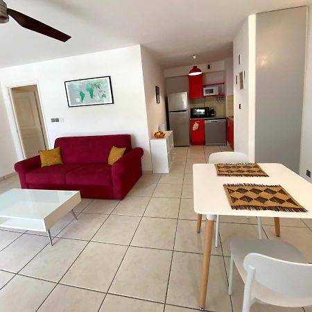 Appartement Lumineux Et Calme Saint-Denis Centre Екстер'єр фото
