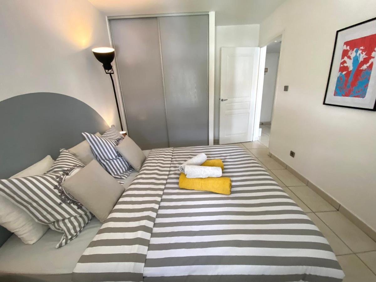 Appartement Lumineux Et Calme Saint-Denis Centre Екстер'єр фото